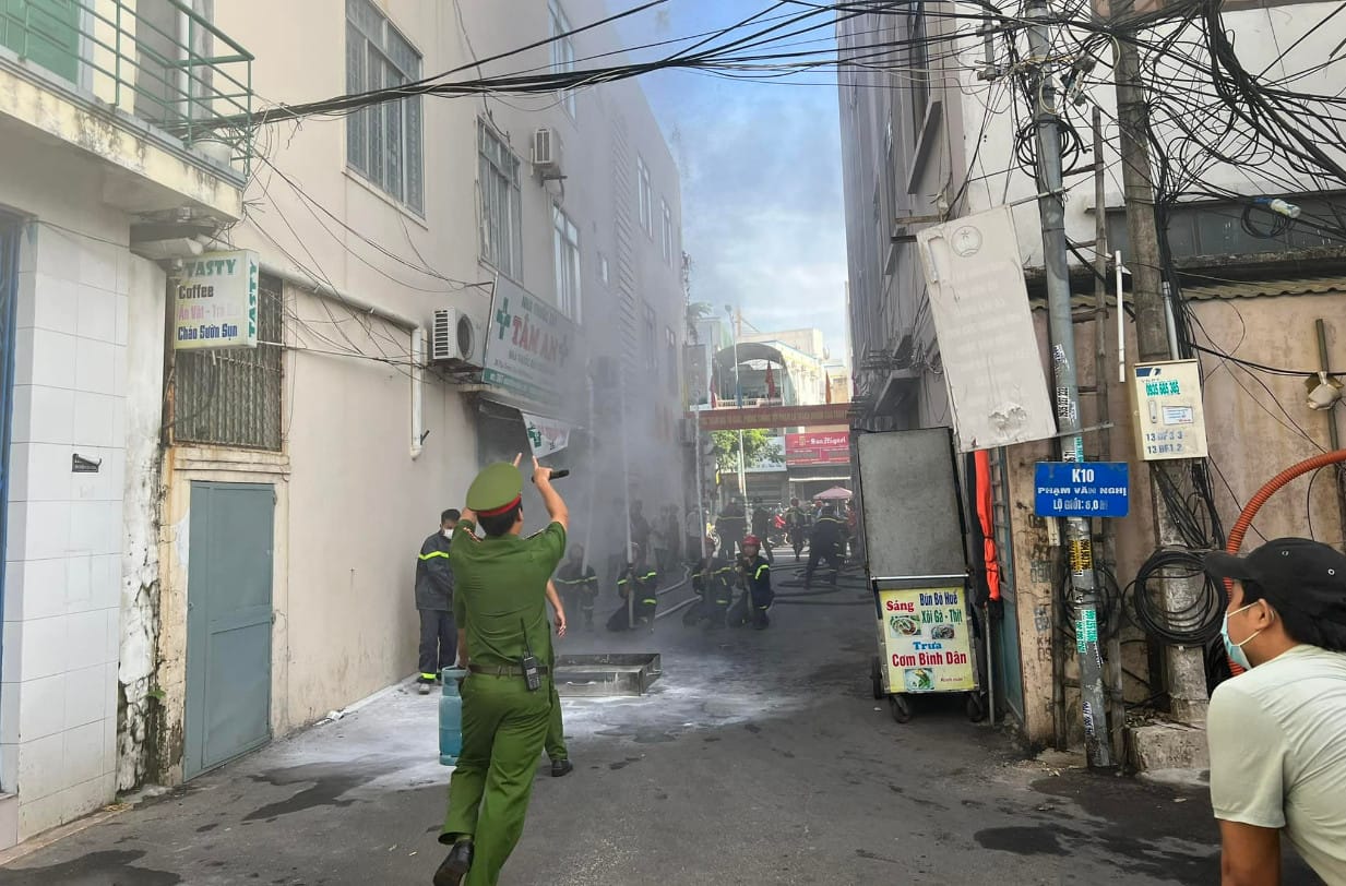 Số điện thoại công an phường Thạc Gián