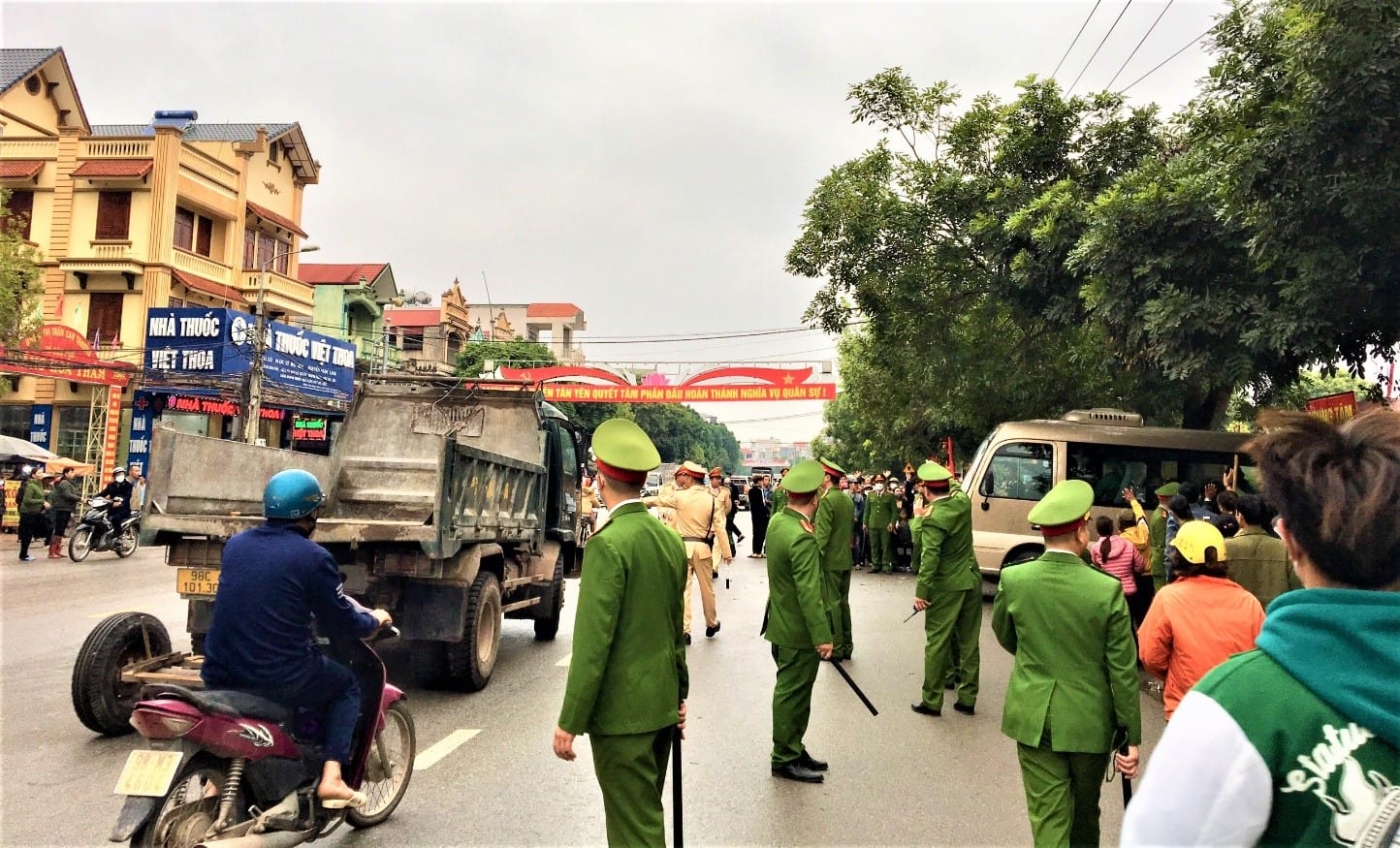 Số điện thoại công an xã Tân Trung