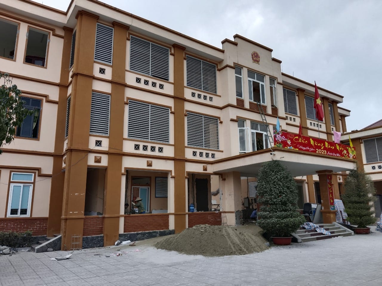 Tổng đài của công an xã Phụng Châu
