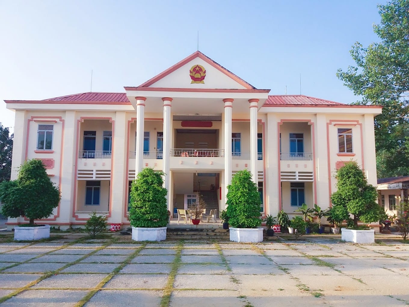 công an xã đất cuốc