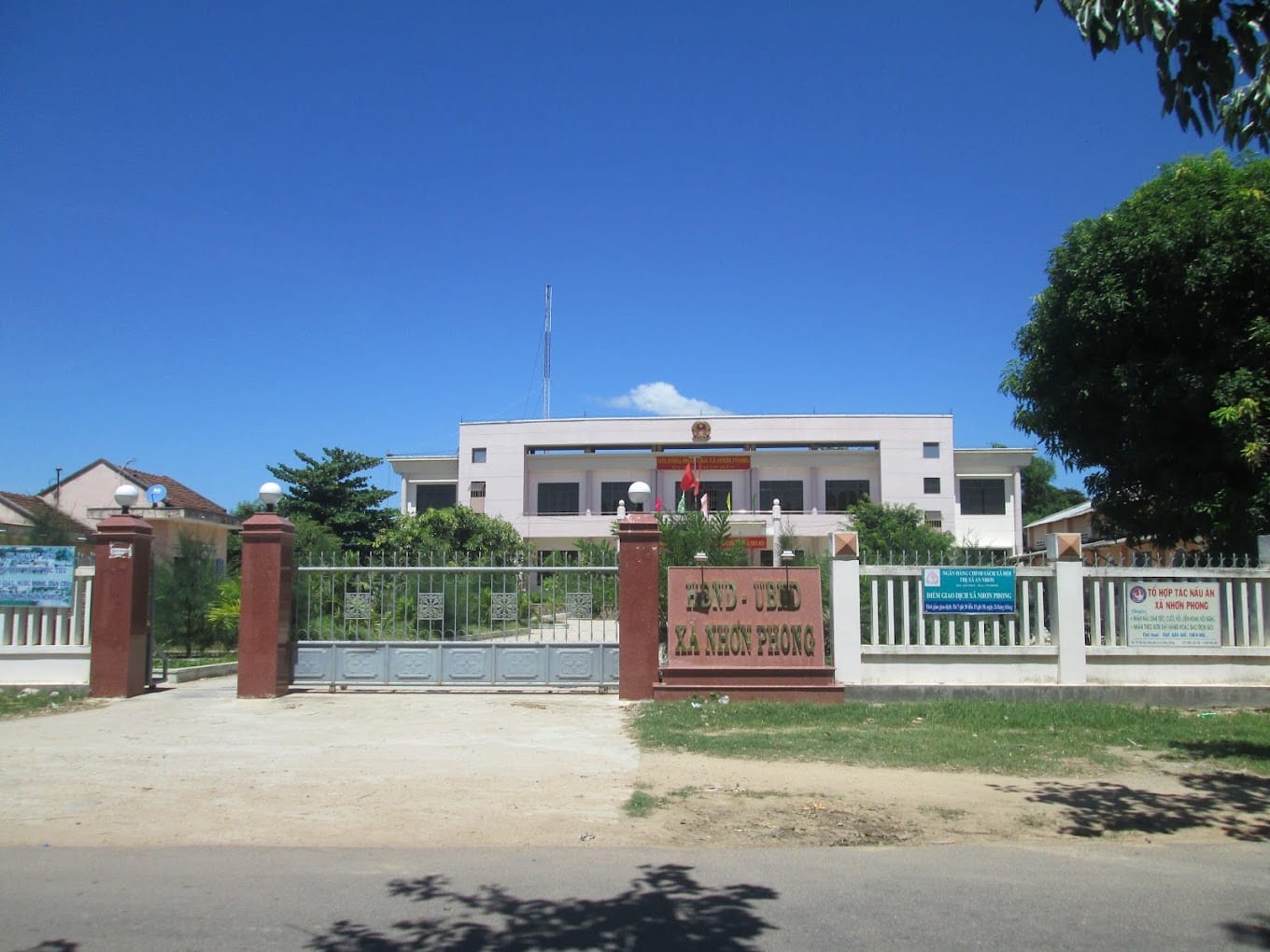 công an xã nhơn phong
