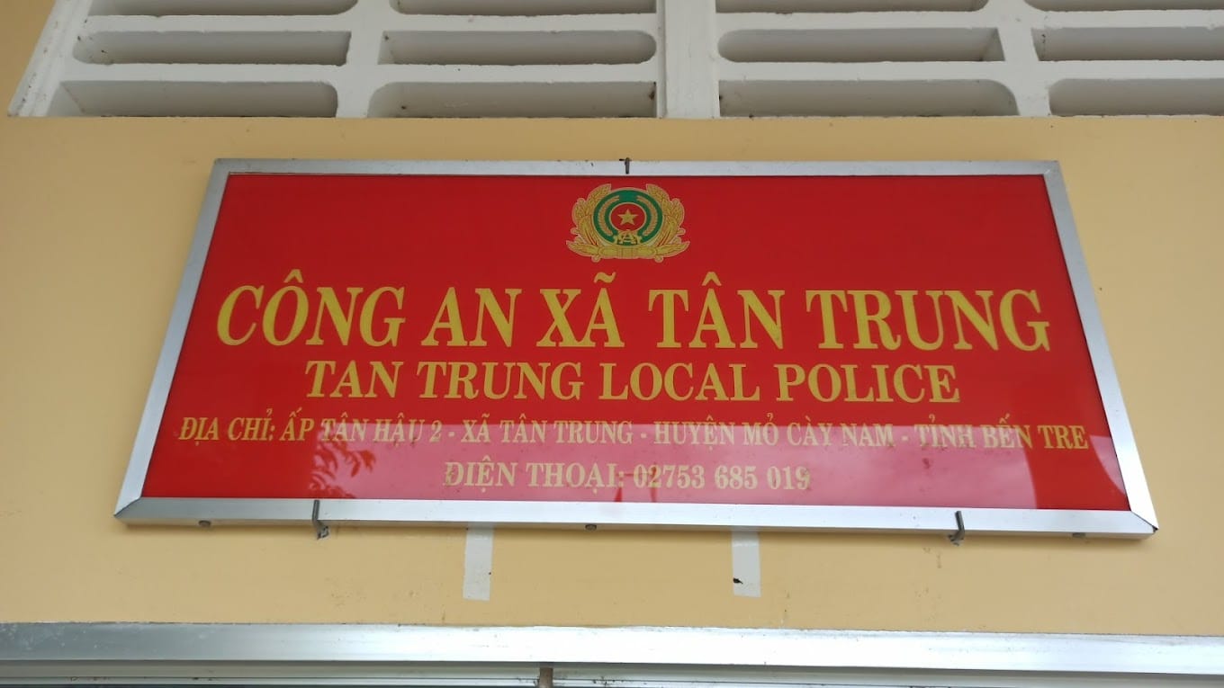 công an xã tân trung