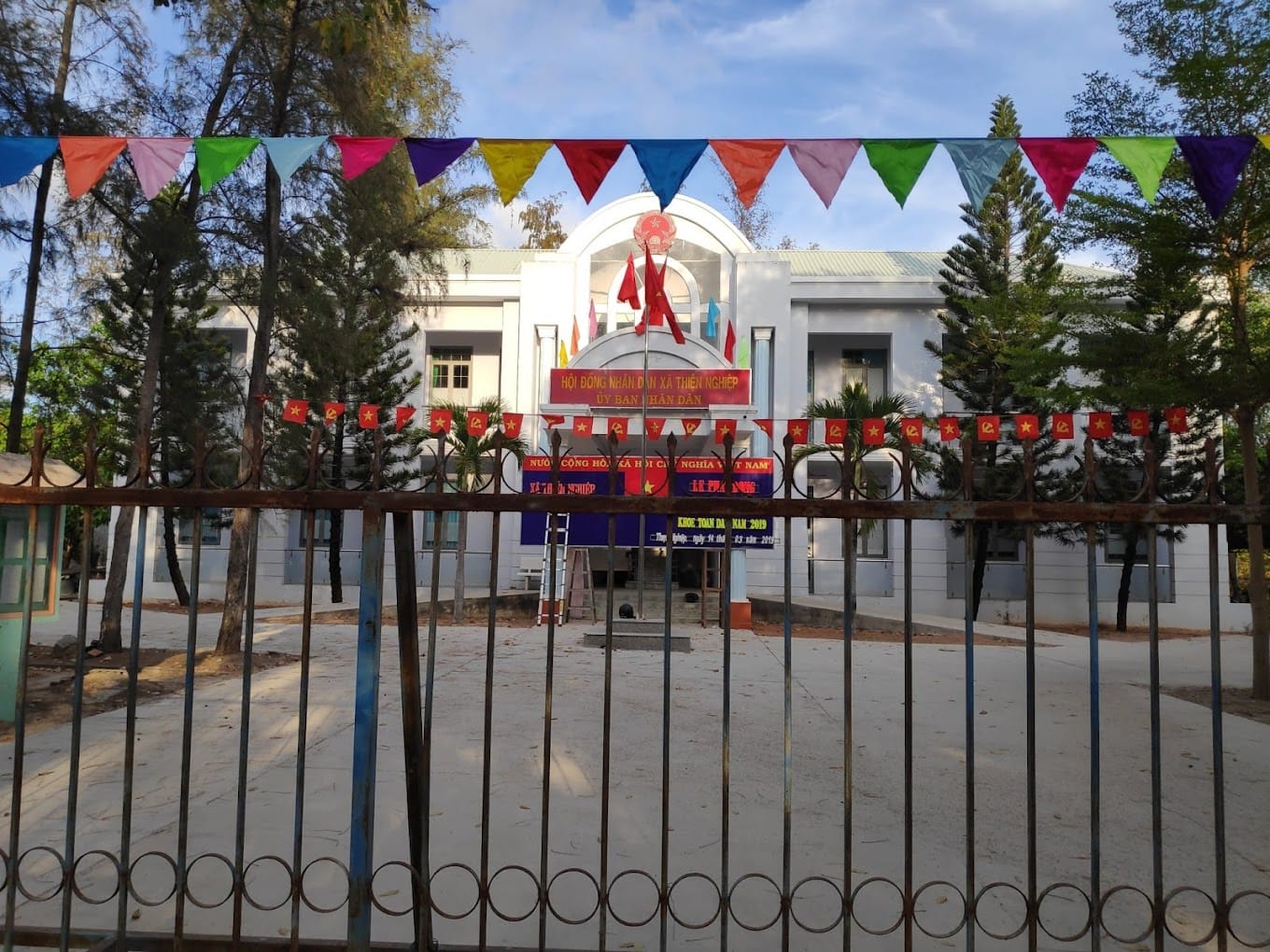 công an xã thiện nghiệp