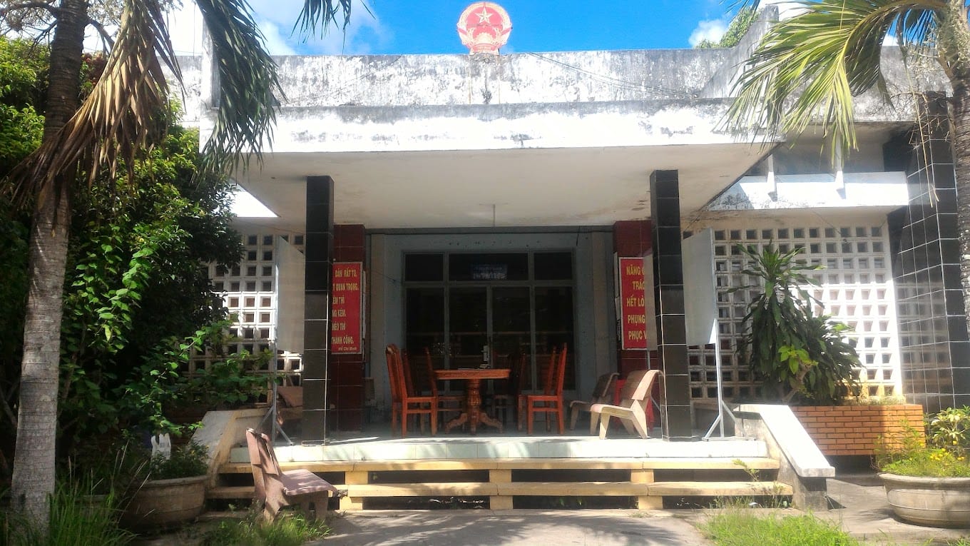 địa chỉ công an xã hòa nghĩa