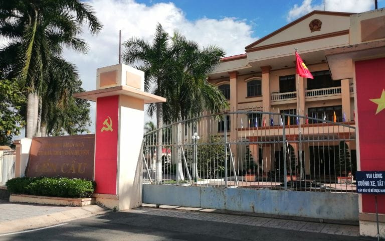 địa chỉ ủy ban nhân dân huyện bến cầu