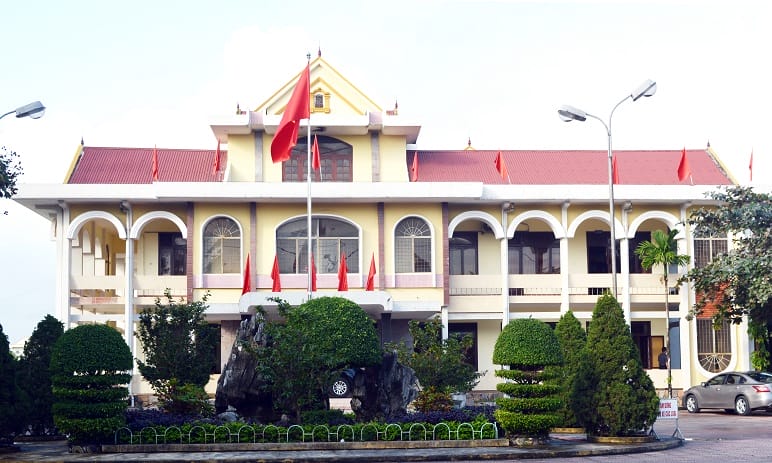 địa chỉ ủy ban nhân dân huyện bố trạch