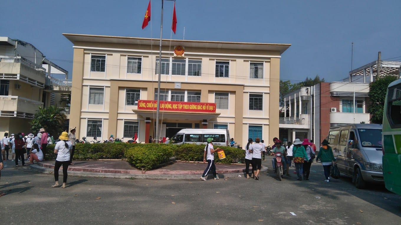 địa chỉ ủy ban nhân dân huyện chợ gạo