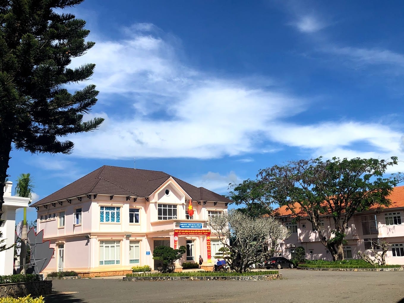 địa chỉ ủy ban nhân dân huyện di linh