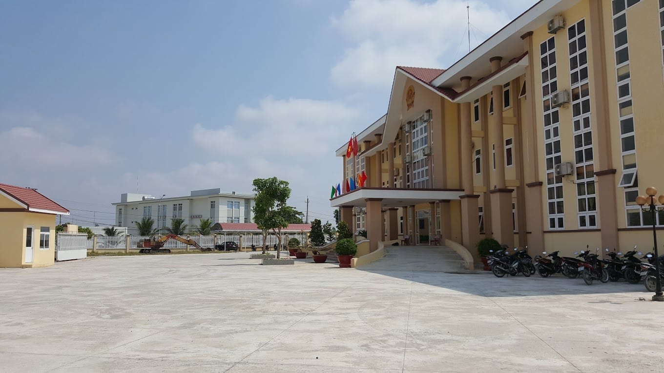 địa chỉ ủy ban nhân dân huyện giang thành