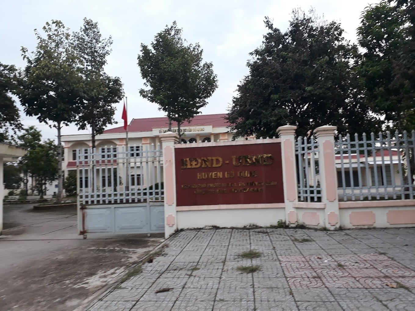 địa chỉ ủy ban nhân dân huyện gò quao