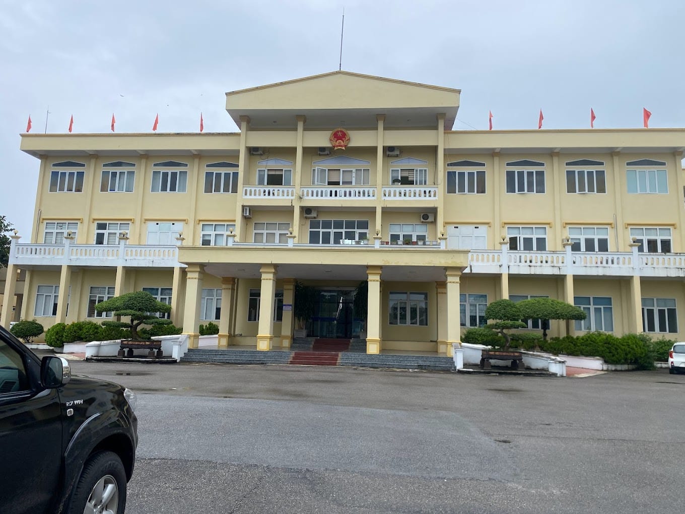 địa chỉ ủy ban nhân dân huyện hải hà