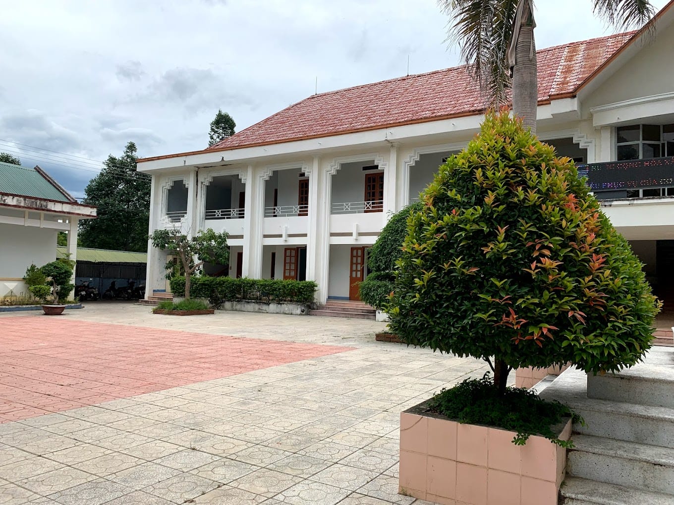 địa chỉ ủy ban nhân dân huyện khánh sơn