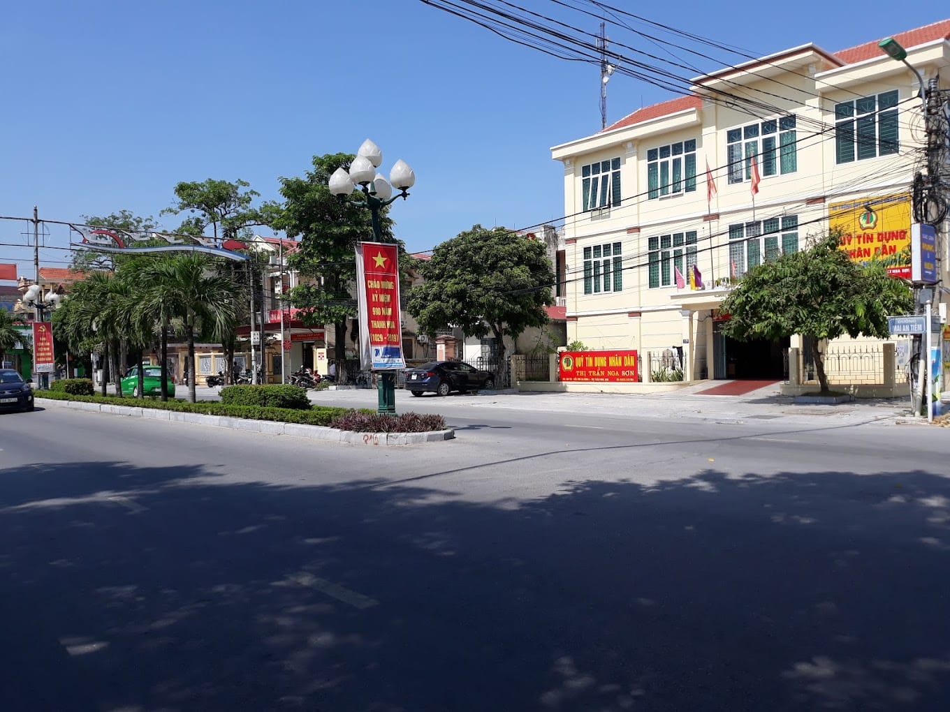 địa chỉ ủy ban nhân dân huyện như xuân