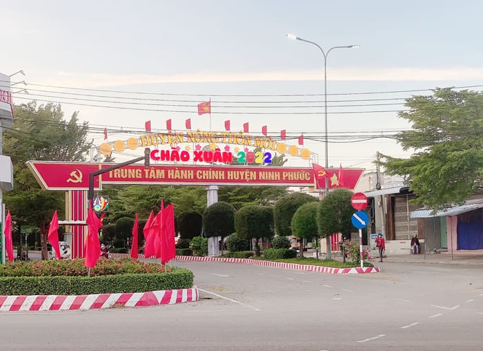 địa chỉ ủy ban nhân dân huyện ninh phước