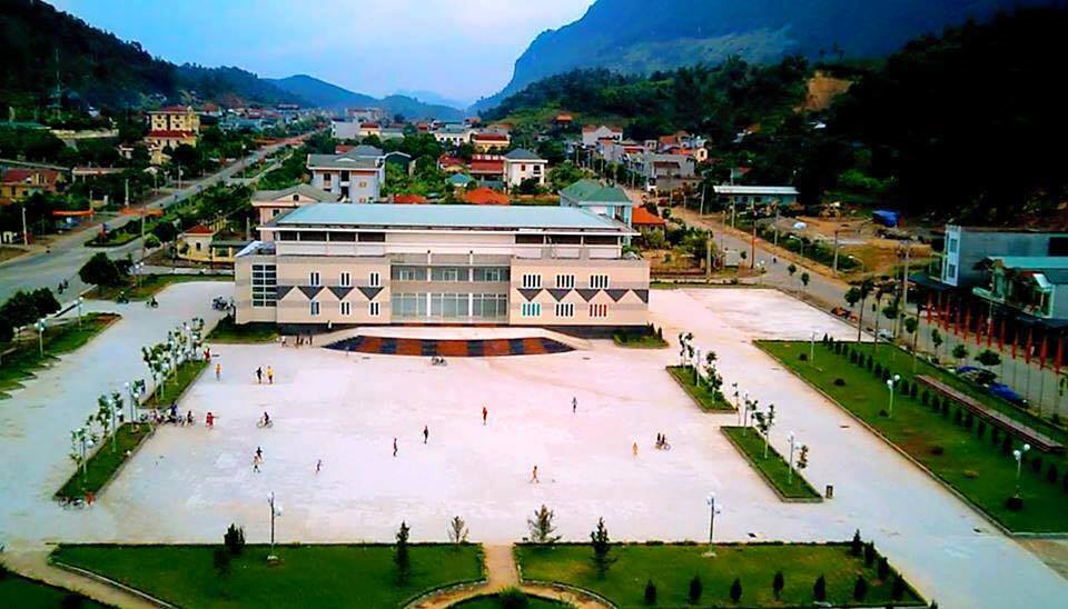 địa chỉ ủy ban nhân dân huyện quỳnh nhai