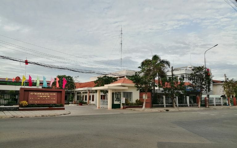 địa chỉ ủy ban nhân dân huyện thủ thừa