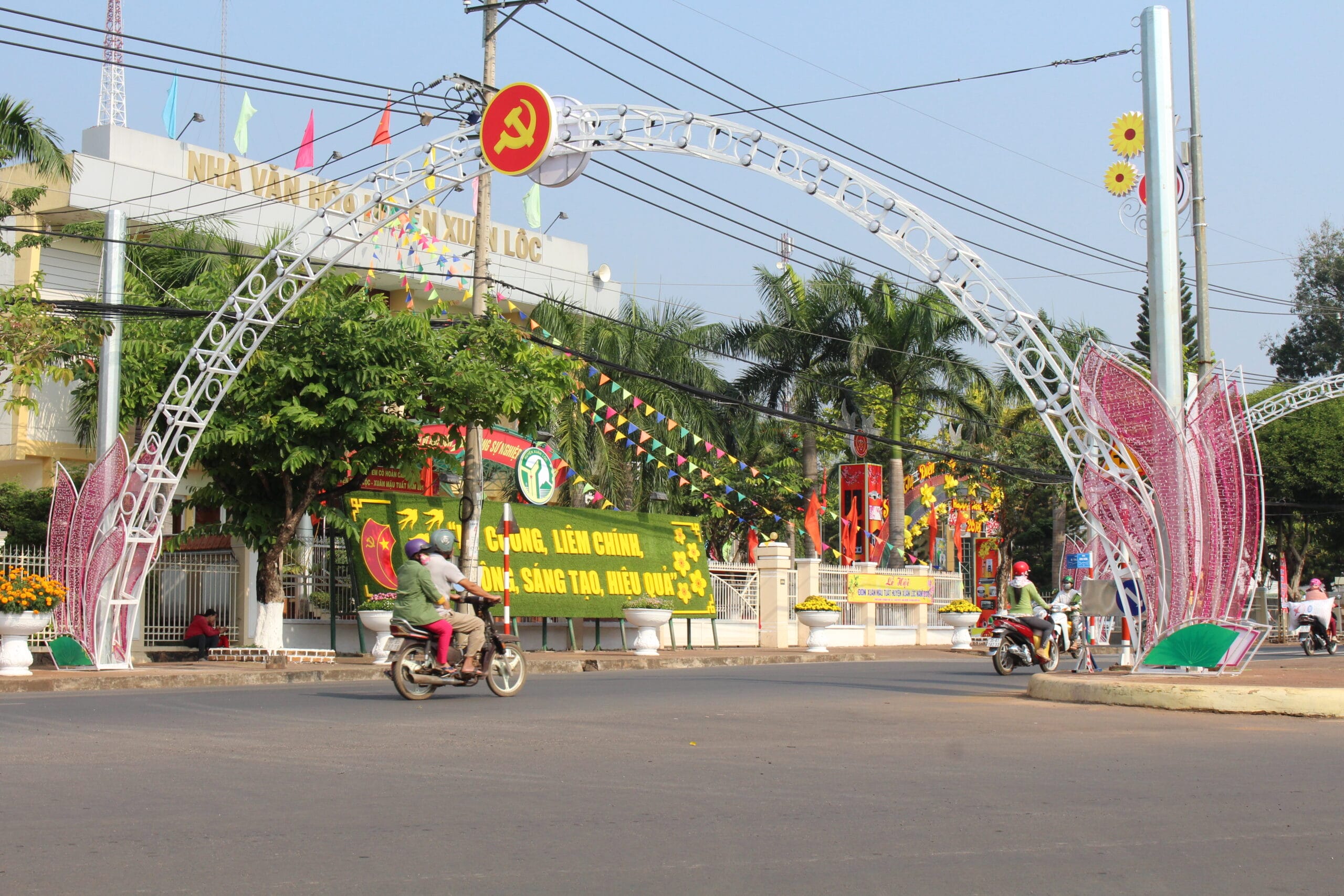 địa chỉ ủy ban nhân dân huyện xuân lộc