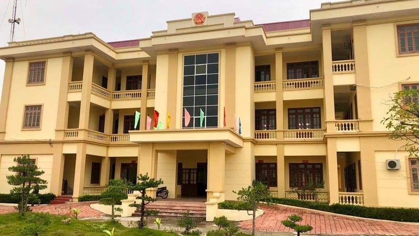 địa chỉ ủy ban nhân dân huyện yên mô