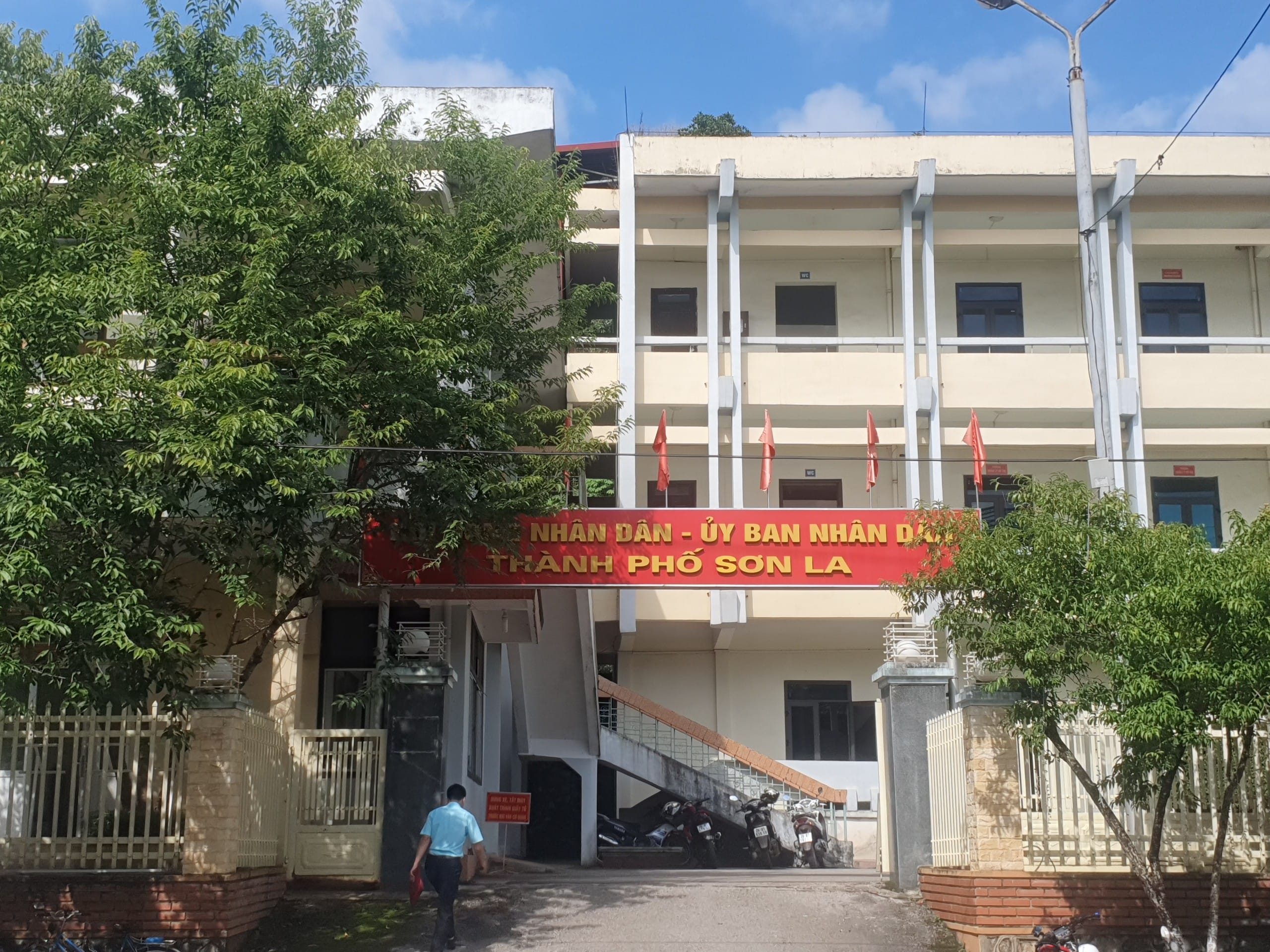 ủy ban nhân dân thành phố sơn la