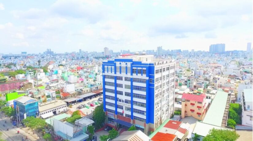 Tổng đài số điện thoại trường đại học Nguyễn Tất Thành