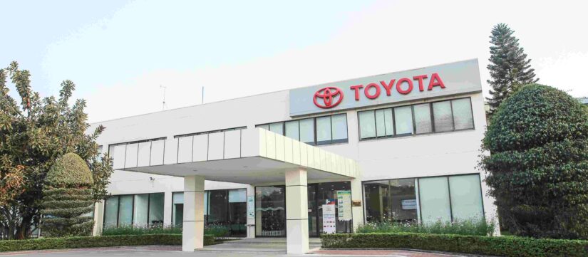 Tổng đài xe Toyota số điện thoại hotline chăm sóc khách hàng